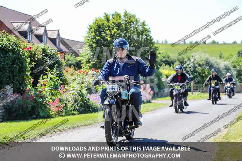 Vintage motorcycle club;eventdigitalimages;mallory park;no limits trackdays;peter wileman photography;photographs;trackday digital images;trackday photos;vmcc banbury run