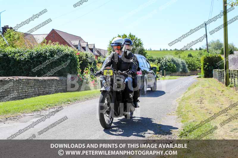 Vintage motorcycle club;eventdigitalimages;mallory park;no limits trackdays;peter wileman photography;photographs;trackday digital images;trackday photos;vmcc banbury run