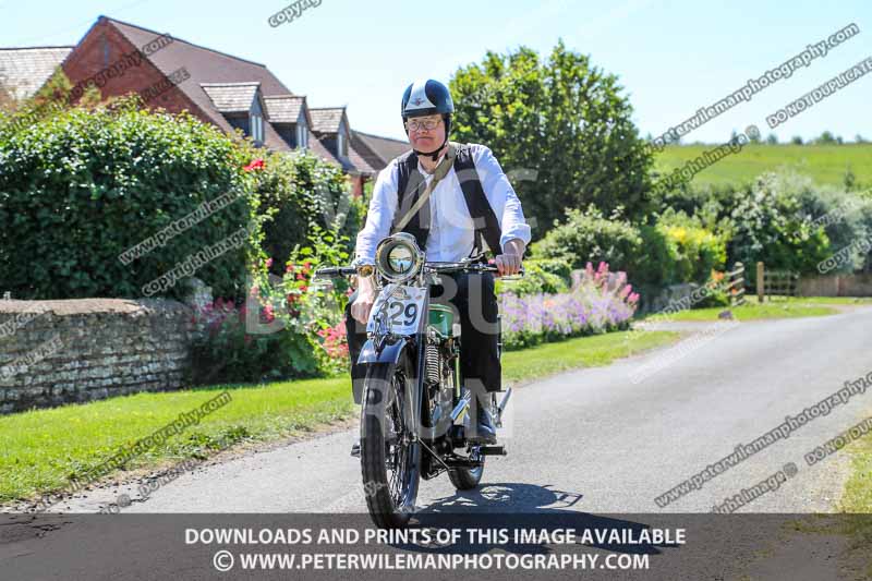 Vintage motorcycle club;eventdigitalimages;mallory park;no limits trackdays;peter wileman photography;photographs;trackday digital images;trackday photos;vmcc banbury run