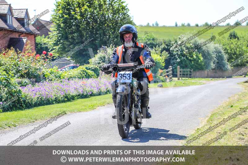 Vintage motorcycle club;eventdigitalimages;mallory park;no limits trackdays;peter wileman photography;photographs;trackday digital images;trackday photos;vmcc banbury run