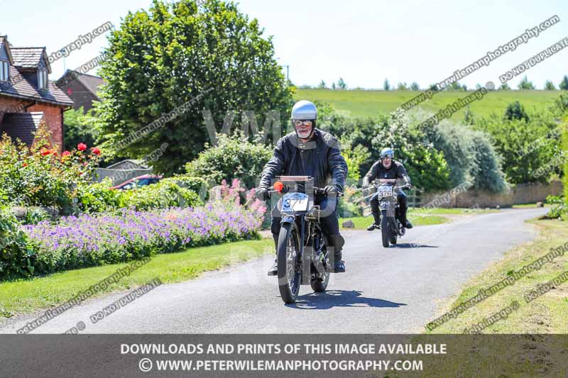 Vintage motorcycle club;eventdigitalimages;mallory park;no limits trackdays;peter wileman photography;photographs;trackday digital images;trackday photos;vmcc banbury run