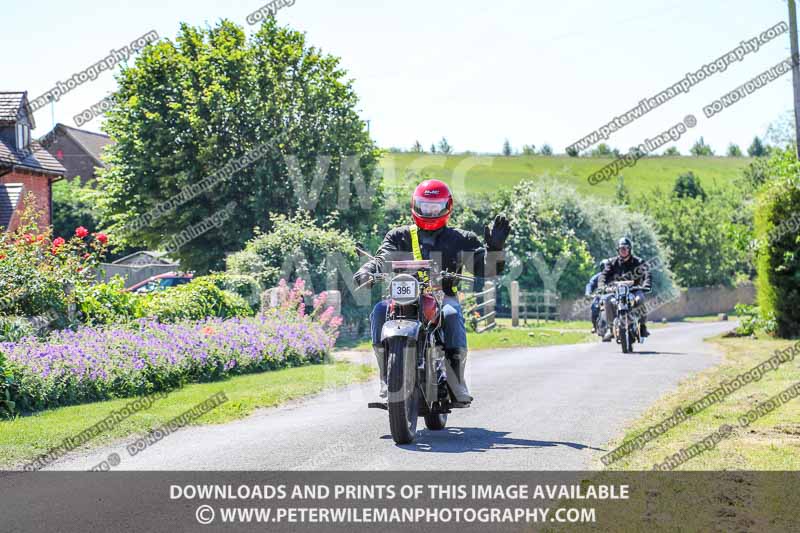 Vintage motorcycle club;eventdigitalimages;mallory park;no limits trackdays;peter wileman photography;photographs;trackday digital images;trackday photos;vmcc banbury run