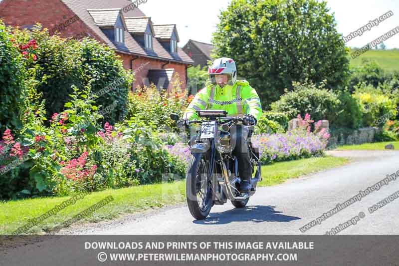 Vintage motorcycle club;eventdigitalimages;mallory park;no limits trackdays;peter wileman photography;photographs;trackday digital images;trackday photos;vmcc banbury run