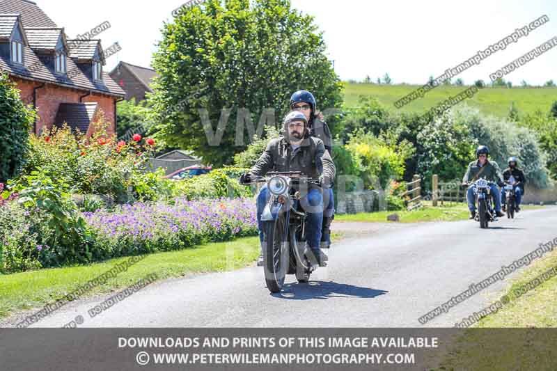 Vintage motorcycle club;eventdigitalimages;mallory park;no limits trackdays;peter wileman photography;photographs;trackday digital images;trackday photos;vmcc banbury run