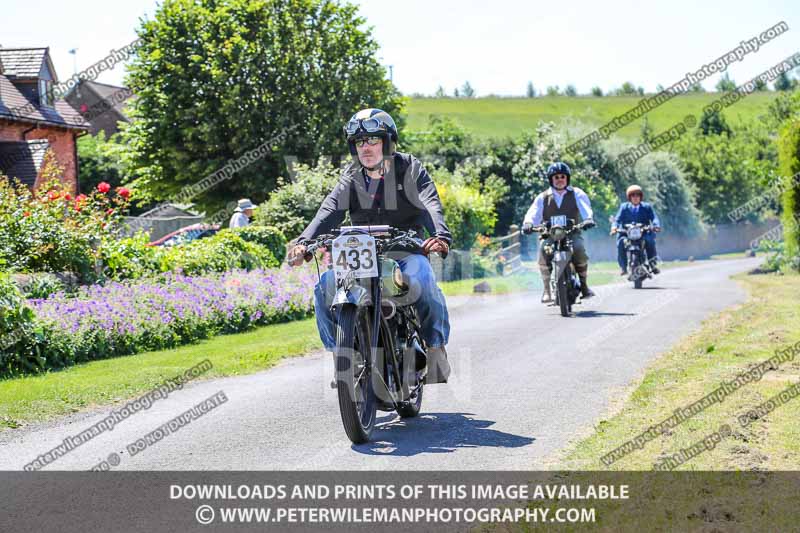 Vintage motorcycle club;eventdigitalimages;mallory park;no limits trackdays;peter wileman photography;photographs;trackday digital images;trackday photos;vmcc banbury run