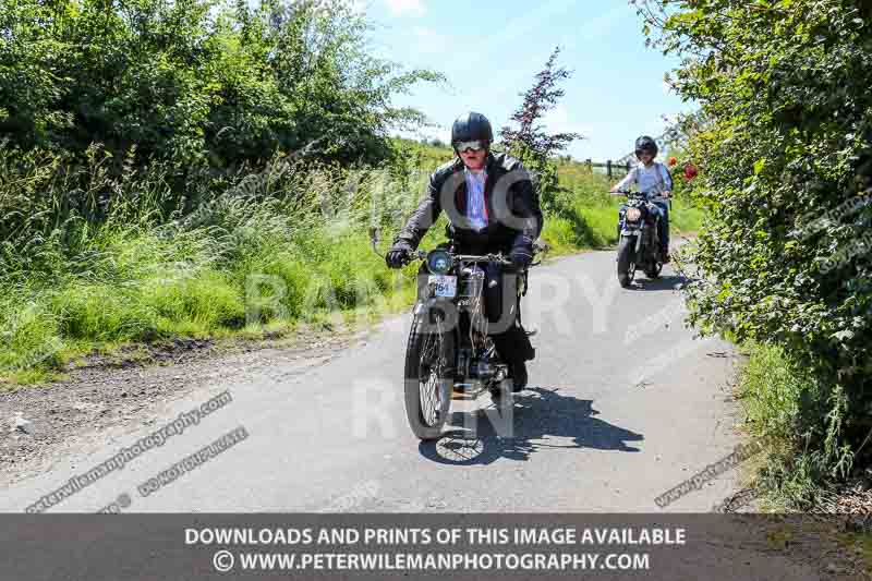 Vintage motorcycle club;eventdigitalimages;mallory park;no limits trackdays;peter wileman photography;photographs;trackday digital images;trackday photos;vmcc banbury run