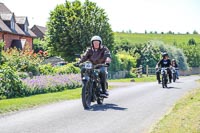 Vintage-motorcycle-club;eventdigitalimages;mallory-park;no-limits-trackdays;peter-wileman-photography;photographs;trackday-digital-images;trackday-photos;vmcc-banbury-run