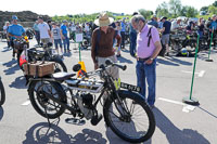 Vintage-motorcycle-club;eventdigitalimages;mallory-park;no-limits-trackdays;peter-wileman-photography;photographs;trackday-digital-images;trackday-photos;vmcc-banbury-run