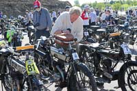 Vintage-motorcycle-club;eventdigitalimages;mallory-park;no-limits-trackdays;peter-wileman-photography;photographs;trackday-digital-images;trackday-photos;vmcc-banbury-run