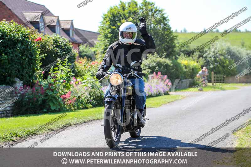 Vintage motorcycle club;eventdigitalimages;mallory park;no limits trackdays;peter wileman photography;photographs;trackday digital images;trackday photos;vmcc banbury run