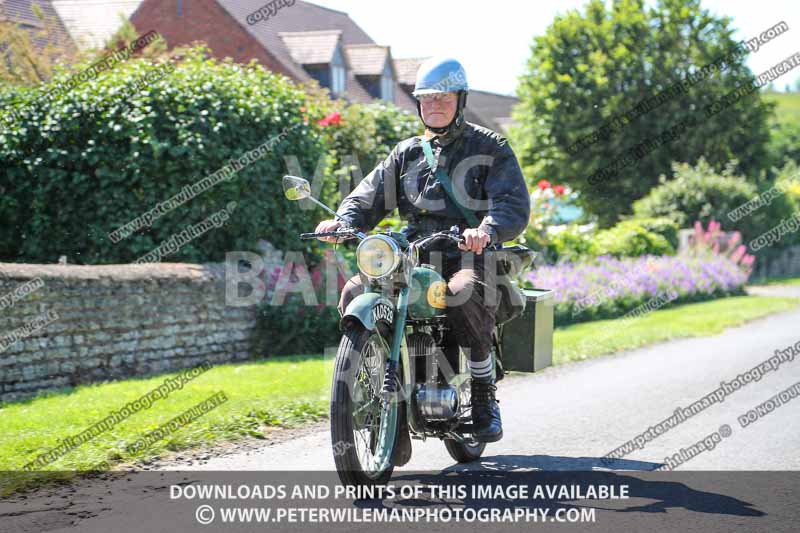 Vintage motorcycle club;eventdigitalimages;mallory park;no limits trackdays;peter wileman photography;photographs;trackday digital images;trackday photos;vmcc banbury run