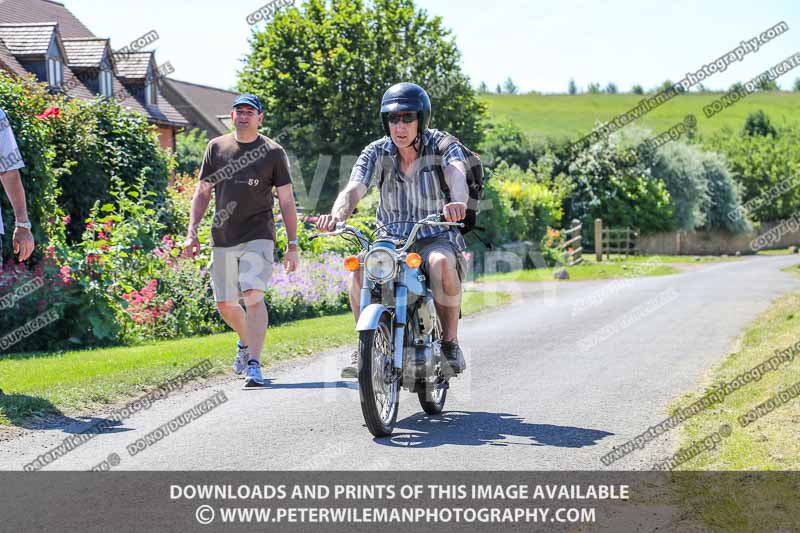 Vintage motorcycle club;eventdigitalimages;mallory park;no limits trackdays;peter wileman photography;photographs;trackday digital images;trackday photos;vmcc banbury run