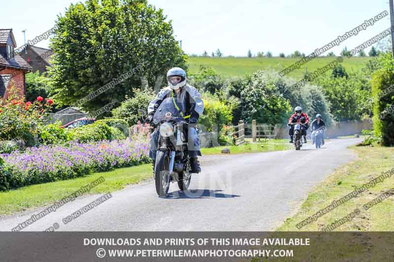Vintage motorcycle club;eventdigitalimages;mallory park;no limits trackdays;peter wileman photography;photographs;trackday digital images;trackday photos;vmcc banbury run