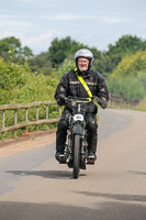 Vintage-motorcycle-club;eventdigitalimages;mallory-park;no-limits-trackdays;peter-wileman-photography;photographs;trackday-digital-images;trackday-photos;vmcc-banbury-run