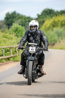 Vintage-motorcycle-club;eventdigitalimages;mallory-park;no-limits-trackdays;peter-wileman-photography;photographs;trackday-digital-images;trackday-photos;vmcc-banbury-run