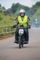 Vintage-motorcycle-club;eventdigitalimages;mallory-park;no-limits-trackdays;peter-wileman-photography;photographs;trackday-digital-images;trackday-photos;vmcc-banbury-run