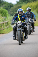 Vintage-motorcycle-club;eventdigitalimages;mallory-park;no-limits-trackdays;peter-wileman-photography;photographs;trackday-digital-images;trackday-photos;vmcc-banbury-run