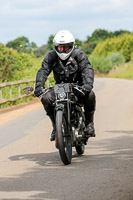 Vintage-motorcycle-club;eventdigitalimages;mallory-park;no-limits-trackdays;peter-wileman-photography;photographs;trackday-digital-images;trackday-photos;vmcc-banbury-run