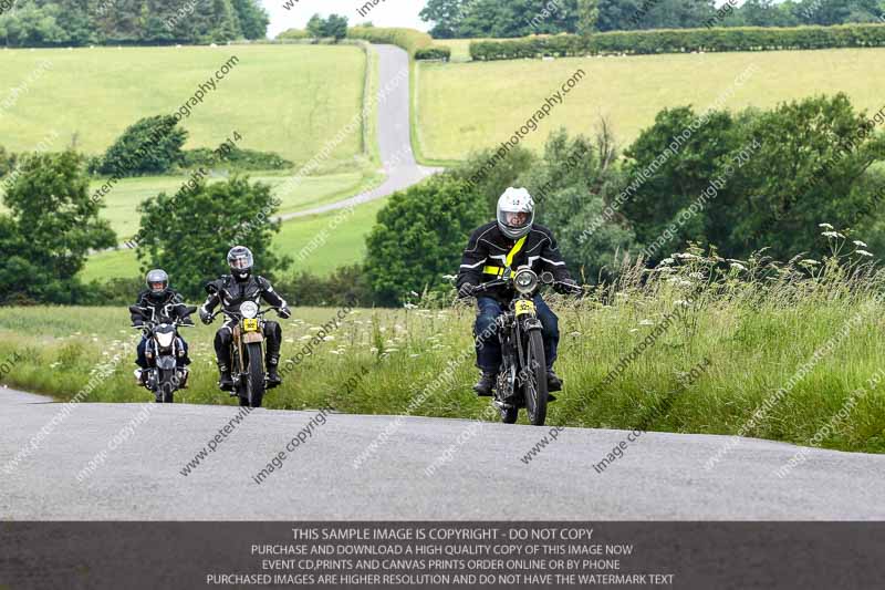 Vintage motorcycle club;eventdigitalimages;mallory park;no limits trackdays;peter wileman photography;photographs;trackday digital images;trackday photos;vmcc banbury run