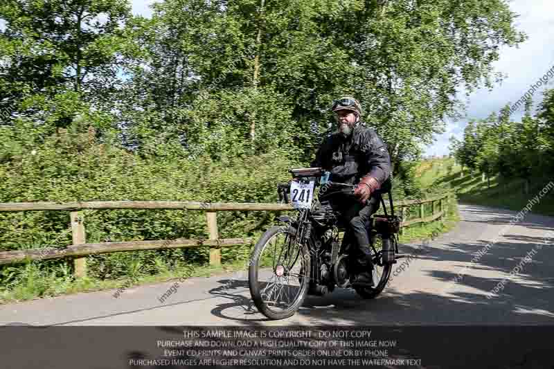 Vintage motorcycle club;eventdigitalimages;no limits trackdays;peter wileman photography;vintage motocycles;vmcc banbury run photographs
