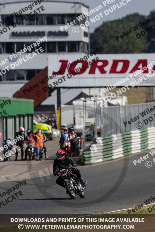 Vintage motorcycle club;eventdigitalimages;mallory park;mallory park trackday photographs;no limits trackdays;peter wileman photography;trackday digital images;trackday photos;vmcc festival 1000 bikes photographs