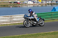 Vintage-motorcycle-club;eventdigitalimages;mallory-park;mallory-park-trackday-photographs;no-limits-trackdays;peter-wileman-photography;trackday-digital-images;trackday-photos;vmcc-festival-1000-bikes-photographs