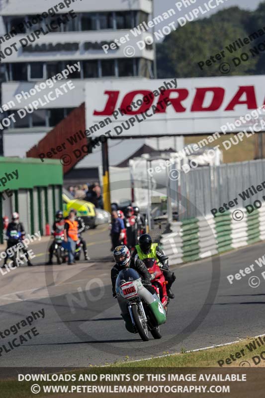 Vintage motorcycle club;eventdigitalimages;mallory park;mallory park trackday photographs;no limits trackdays;peter wileman photography;trackday digital images;trackday photos;vmcc festival 1000 bikes photographs