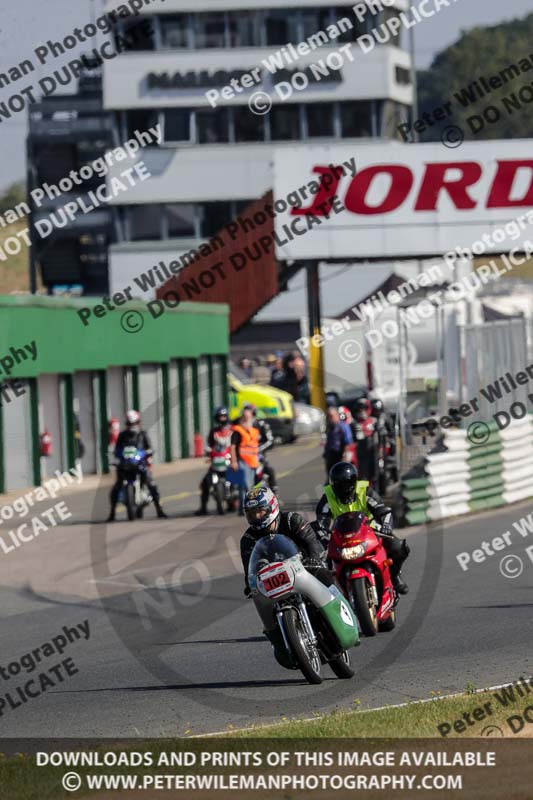 Vintage motorcycle club;eventdigitalimages;mallory park;mallory park trackday photographs;no limits trackdays;peter wileman photography;trackday digital images;trackday photos;vmcc festival 1000 bikes photographs