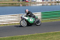 Vintage-motorcycle-club;eventdigitalimages;mallory-park;mallory-park-trackday-photographs;no-limits-trackdays;peter-wileman-photography;trackday-digital-images;trackday-photos;vmcc-festival-1000-bikes-photographs