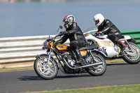 Vintage-motorcycle-club;eventdigitalimages;mallory-park;mallory-park-trackday-photographs;no-limits-trackdays;peter-wileman-photography;trackday-digital-images;trackday-photos;vmcc-festival-1000-bikes-photographs