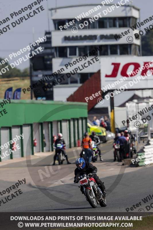 Vintage motorcycle club;eventdigitalimages;mallory park;mallory park trackday photographs;no limits trackdays;peter wileman photography;trackday digital images;trackday photos;vmcc festival 1000 bikes photographs