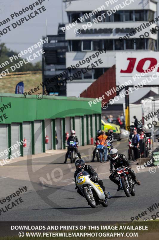 Vintage motorcycle club;eventdigitalimages;mallory park;mallory park trackday photographs;no limits trackdays;peter wileman photography;trackday digital images;trackday photos;vmcc festival 1000 bikes photographs