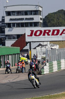 Vintage-motorcycle-club;eventdigitalimages;mallory-park;mallory-park-trackday-photographs;no-limits-trackdays;peter-wileman-photography;trackday-digital-images;trackday-photos;vmcc-festival-1000-bikes-photographs