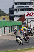 Vintage-motorcycle-club;eventdigitalimages;mallory-park;mallory-park-trackday-photographs;no-limits-trackdays;peter-wileman-photography;trackday-digital-images;trackday-photos;vmcc-festival-1000-bikes-photographs