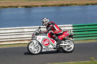 Vintage-motorcycle-club;eventdigitalimages;mallory-park;mallory-park-trackday-photographs;no-limits-trackdays;peter-wileman-photography;trackday-digital-images;trackday-photos;vmcc-festival-1000-bikes-photographs