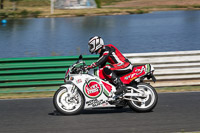 Vintage-motorcycle-club;eventdigitalimages;mallory-park;mallory-park-trackday-photographs;no-limits-trackdays;peter-wileman-photography;trackday-digital-images;trackday-photos;vmcc-festival-1000-bikes-photographs