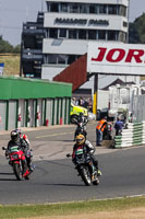 Vintage-motorcycle-club;eventdigitalimages;mallory-park;mallory-park-trackday-photographs;no-limits-trackdays;peter-wileman-photography;trackday-digital-images;trackday-photos;vmcc-festival-1000-bikes-photographs