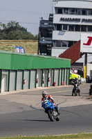 Vintage-motorcycle-club;eventdigitalimages;mallory-park;mallory-park-trackday-photographs;no-limits-trackdays;peter-wileman-photography;trackday-digital-images;trackday-photos;vmcc-festival-1000-bikes-photographs