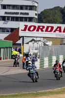 Vintage-motorcycle-club;eventdigitalimages;mallory-park;mallory-park-trackday-photographs;no-limits-trackdays;peter-wileman-photography;trackday-digital-images;trackday-photos;vmcc-festival-1000-bikes-photographs