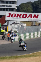 Vintage-motorcycle-club;eventdigitalimages;mallory-park;mallory-park-trackday-photographs;no-limits-trackdays;peter-wileman-photography;trackday-digital-images;trackday-photos;vmcc-festival-1000-bikes-photographs