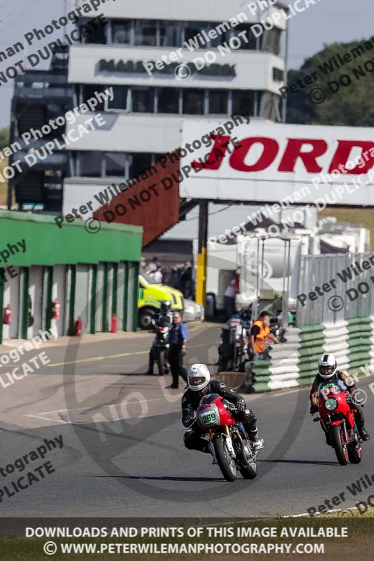 Vintage motorcycle club;eventdigitalimages;mallory park;mallory park trackday photographs;no limits trackdays;peter wileman photography;trackday digital images;trackday photos;vmcc festival 1000 bikes photographs