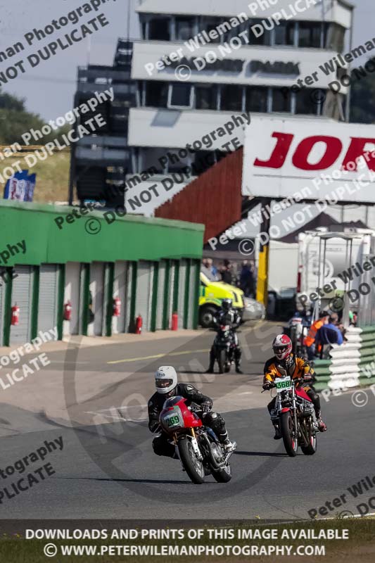 Vintage motorcycle club;eventdigitalimages;mallory park;mallory park trackday photographs;no limits trackdays;peter wileman photography;trackday digital images;trackday photos;vmcc festival 1000 bikes photographs