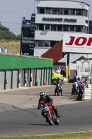 Vintage-motorcycle-club;eventdigitalimages;mallory-park;mallory-park-trackday-photographs;no-limits-trackdays;peter-wileman-photography;trackday-digital-images;trackday-photos;vmcc-festival-1000-bikes-photographs