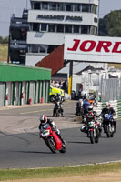 Vintage-motorcycle-club;eventdigitalimages;mallory-park;mallory-park-trackday-photographs;no-limits-trackdays;peter-wileman-photography;trackday-digital-images;trackday-photos;vmcc-festival-1000-bikes-photographs