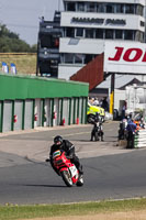 Vintage-motorcycle-club;eventdigitalimages;mallory-park;mallory-park-trackday-photographs;no-limits-trackdays;peter-wileman-photography;trackday-digital-images;trackday-photos;vmcc-festival-1000-bikes-photographs