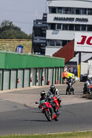 Vintage-motorcycle-club;eventdigitalimages;mallory-park;mallory-park-trackday-photographs;no-limits-trackdays;peter-wileman-photography;trackday-digital-images;trackday-photos;vmcc-festival-1000-bikes-photographs