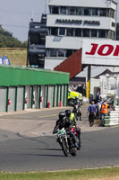 Vintage-motorcycle-club;eventdigitalimages;mallory-park;mallory-park-trackday-photographs;no-limits-trackdays;peter-wileman-photography;trackday-digital-images;trackday-photos;vmcc-festival-1000-bikes-photographs