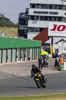 Vintage-motorcycle-club;eventdigitalimages;mallory-park;mallory-park-trackday-photographs;no-limits-trackdays;peter-wileman-photography;trackday-digital-images;trackday-photos;vmcc-festival-1000-bikes-photographs