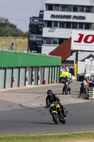 Vintage-motorcycle-club;eventdigitalimages;mallory-park;mallory-park-trackday-photographs;no-limits-trackdays;peter-wileman-photography;trackday-digital-images;trackday-photos;vmcc-festival-1000-bikes-photographs