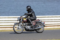 Vintage-motorcycle-club;eventdigitalimages;mallory-park;mallory-park-trackday-photographs;no-limits-trackdays;peter-wileman-photography;trackday-digital-images;trackday-photos;vmcc-festival-1000-bikes-photographs